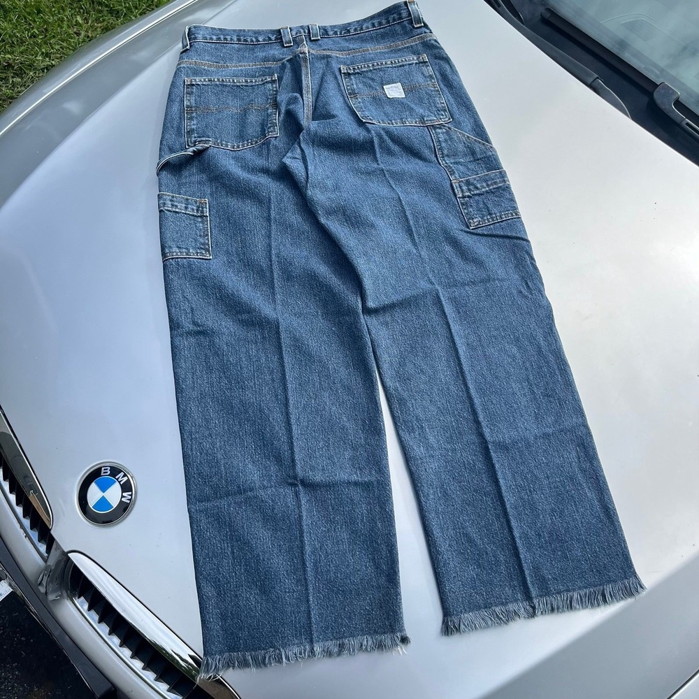 2000s carpenter jeans with a baggy fit